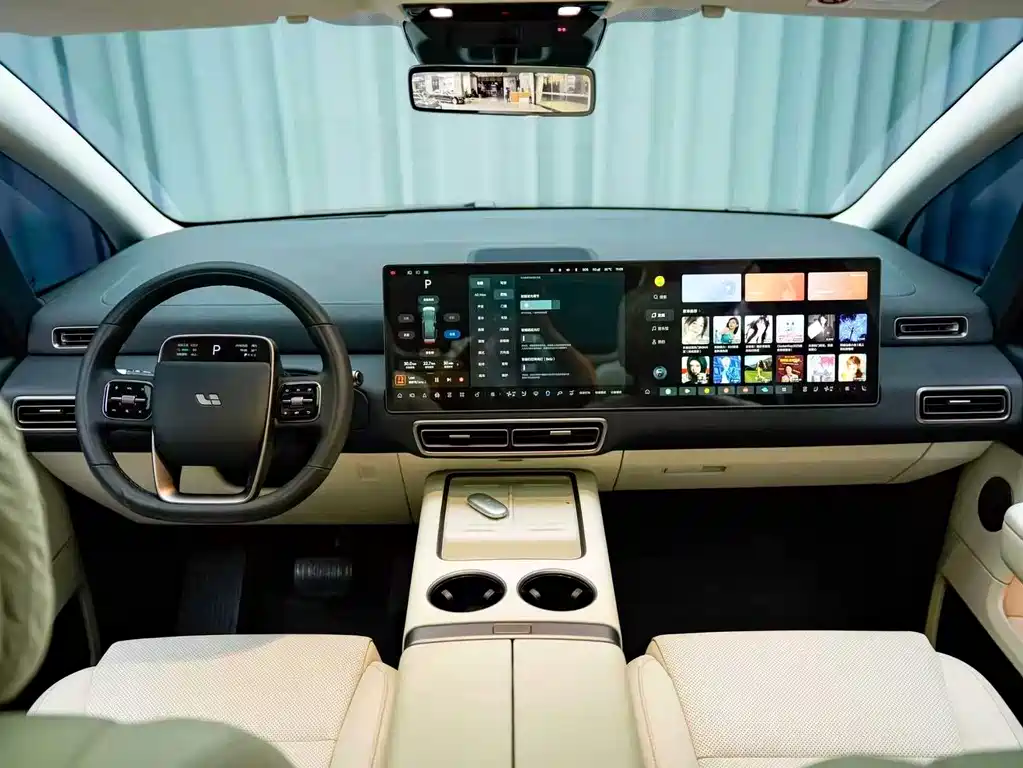 Li Auto Li MEGA — миниатюра 14