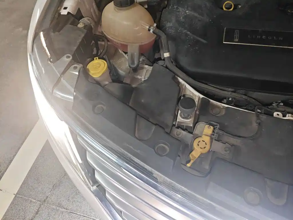 Lincoln MKC — миниатюра 21