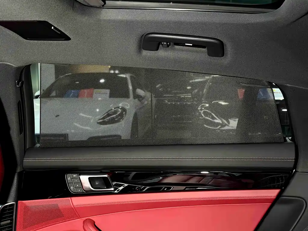 Porsche Panamera — миниатюра 24
