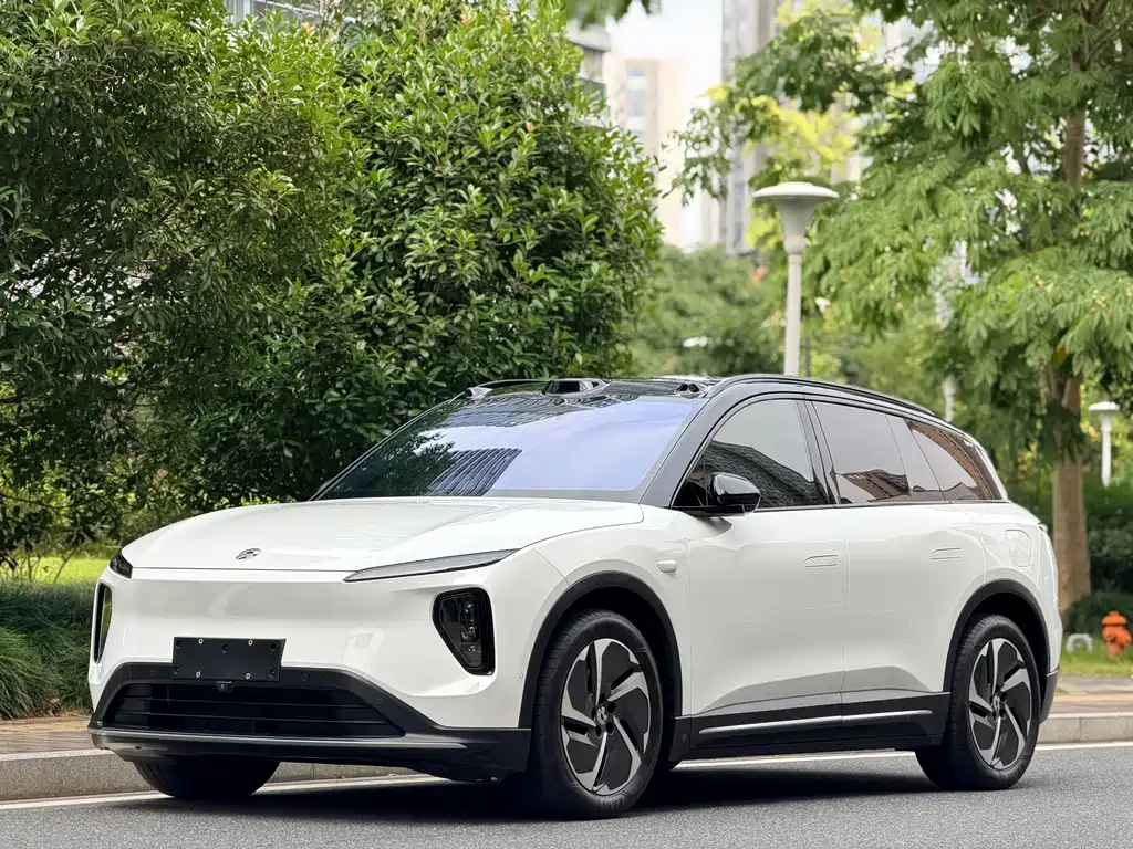 NIO ES6