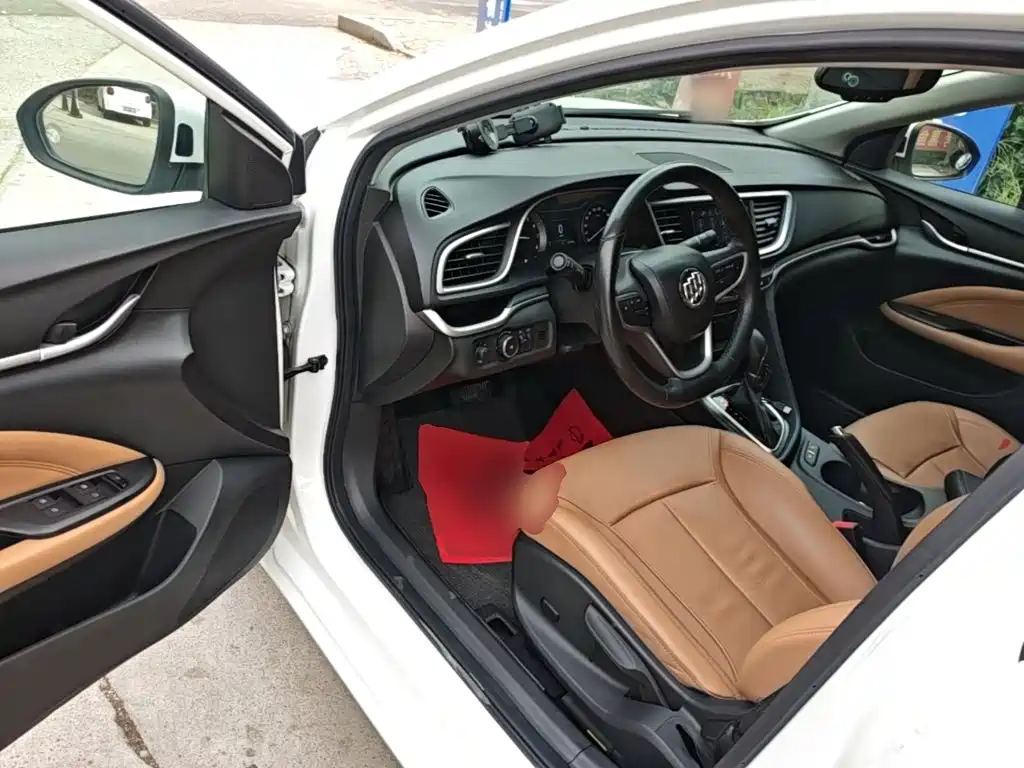 Buick Excelle — миниатюра 16