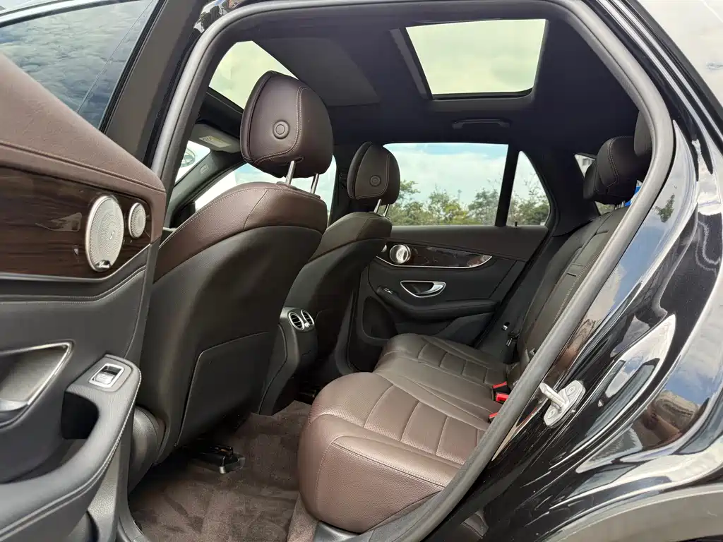 Mercedes-Benz GLC — миниатюра 6