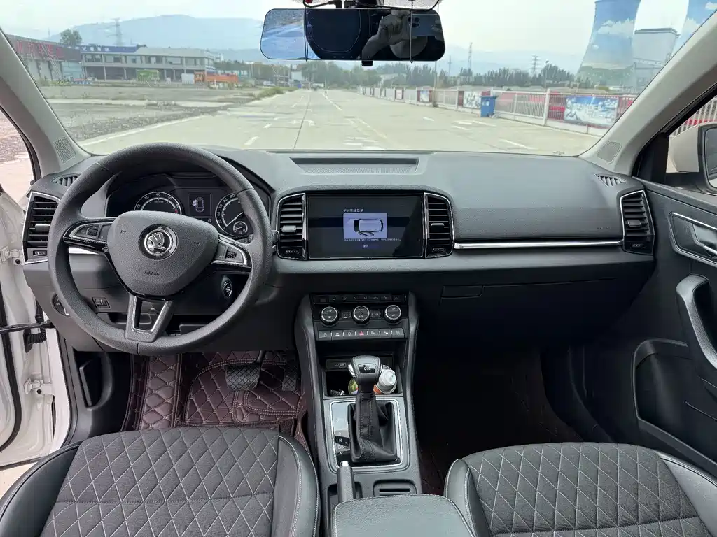 Skoda Karoq — миниатюра 7