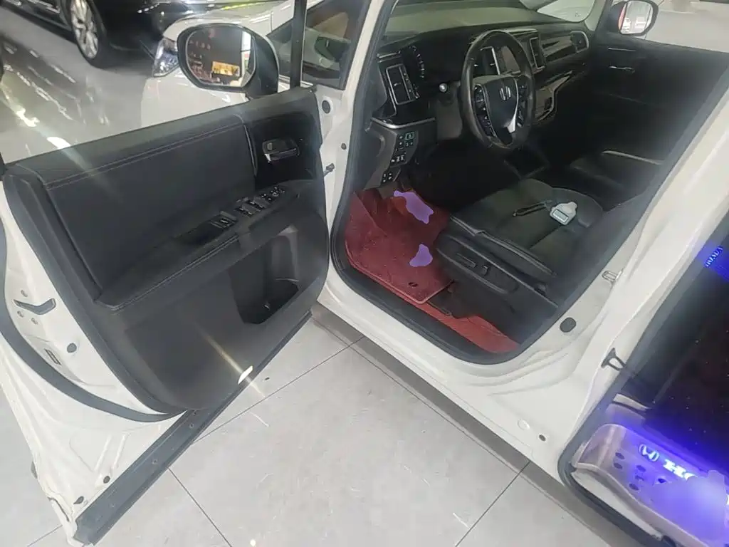 Honda Elysion — миниатюра 16
