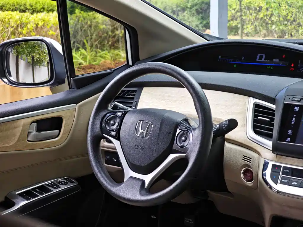 Honda Jade — миниатюра 9