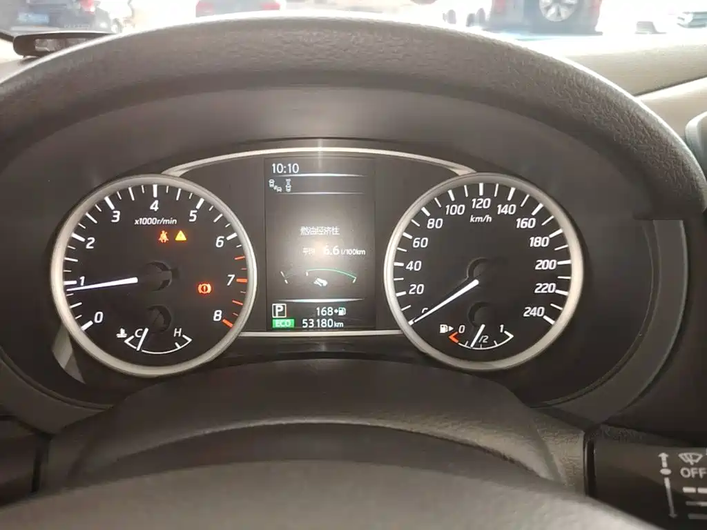 Nissan Tiida — миниатюра 12