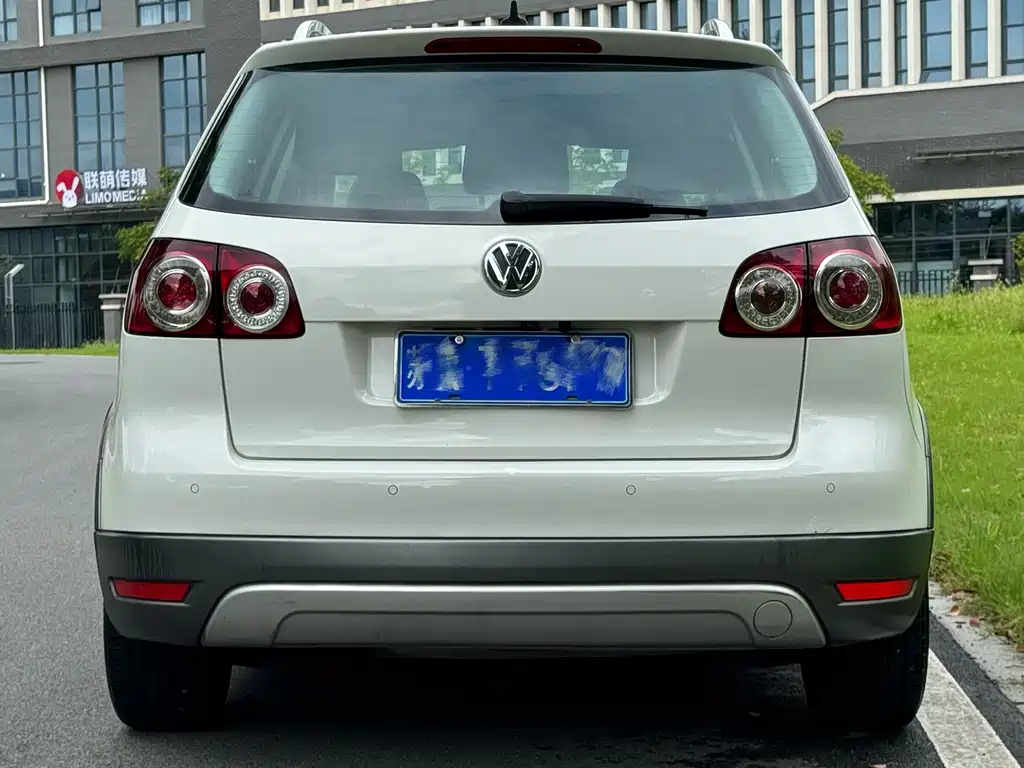 Volkswagen Golf (Import) — миниатюра 5