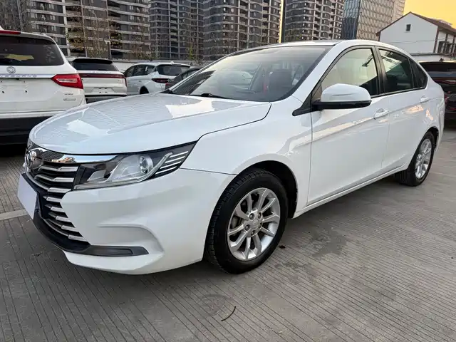 soueast southeast-a5-wing-dance