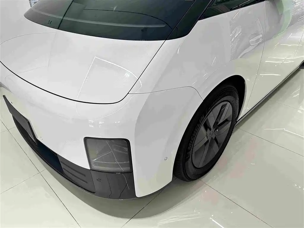Li Auto Li MEGA — миниатюра 3