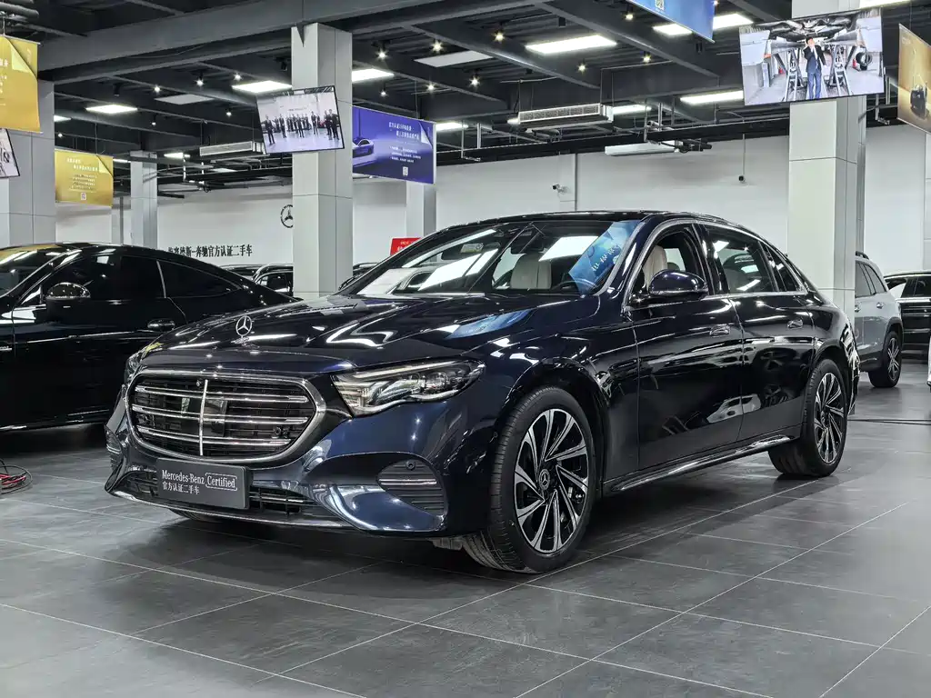 Mercedes-Benz E-Class — миниатюра 20