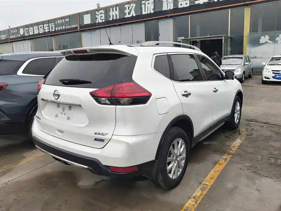 NISSAN QIJUN