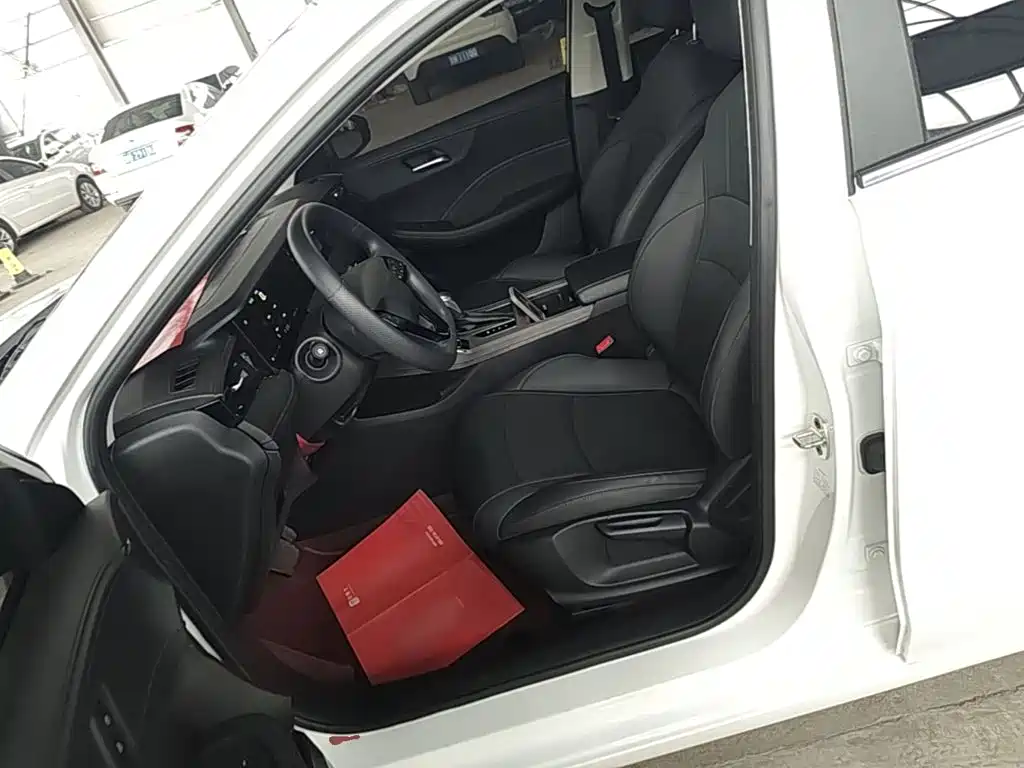 Roewe i5 — миниатюра 15