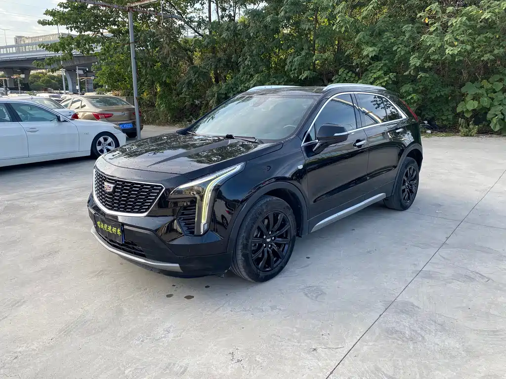 Cadillac XT4