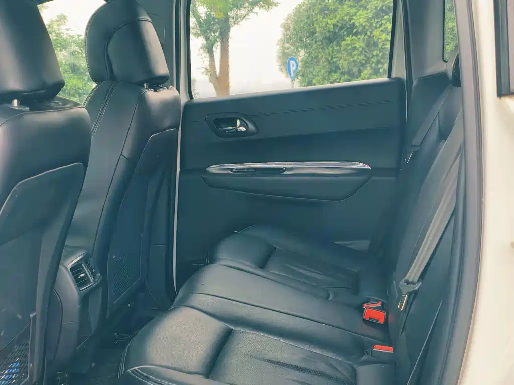 Peugeot 3008 — миниатюра 4