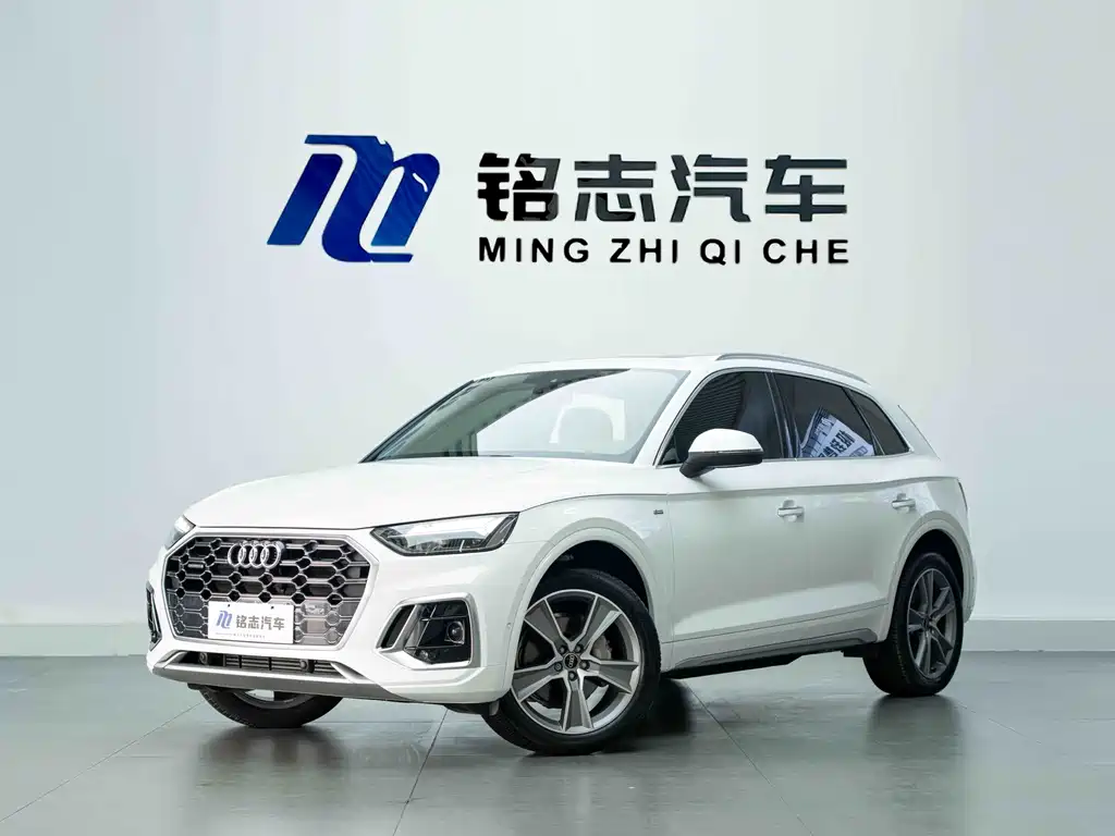 Audi Q5L — миниатюра 2