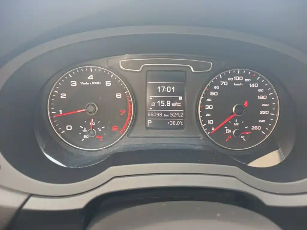 Audi Q3 — миниатюра 12