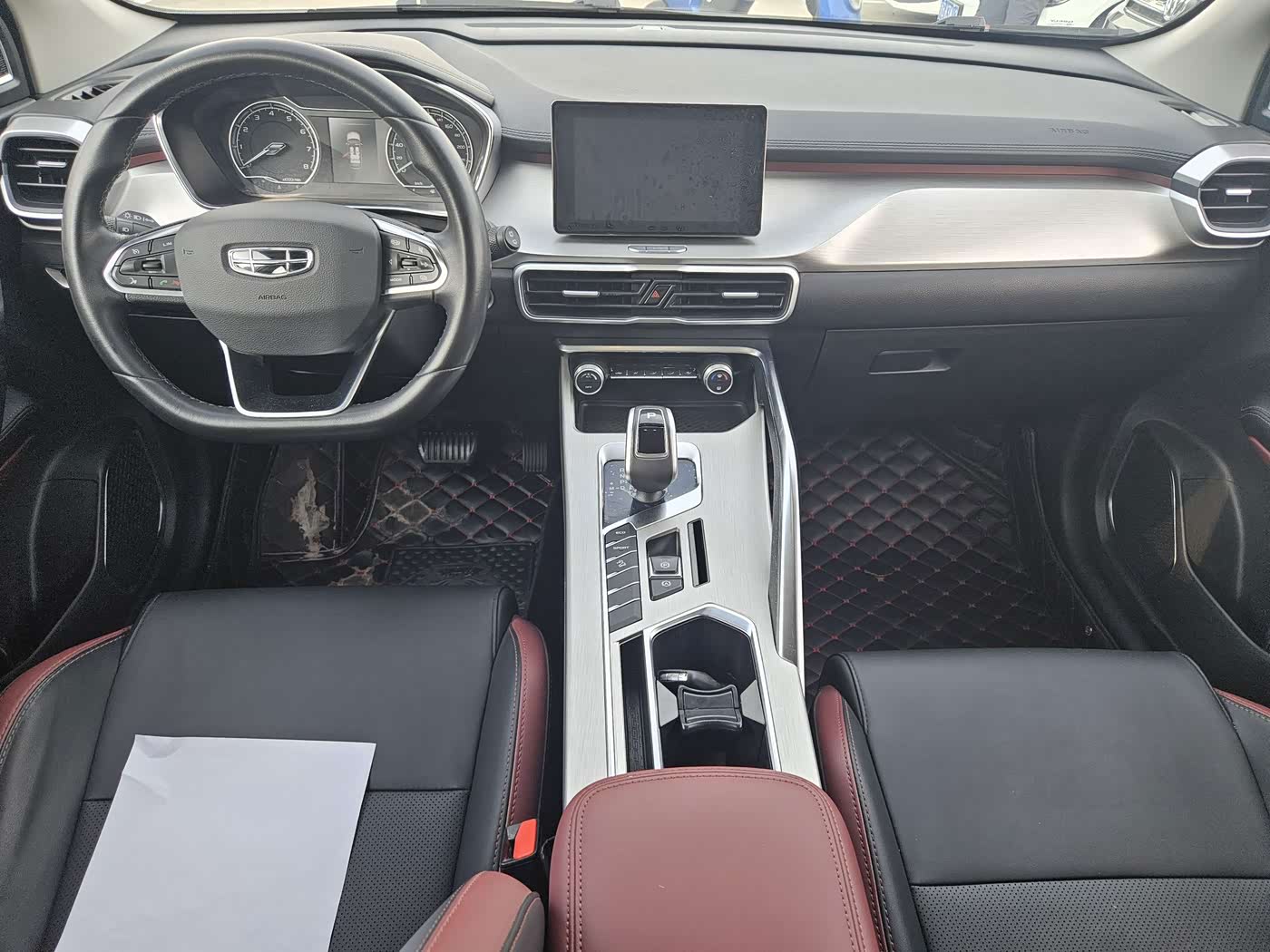 Geely Binyue 1.4 л 2021 г. Белый, пробег 20000 км