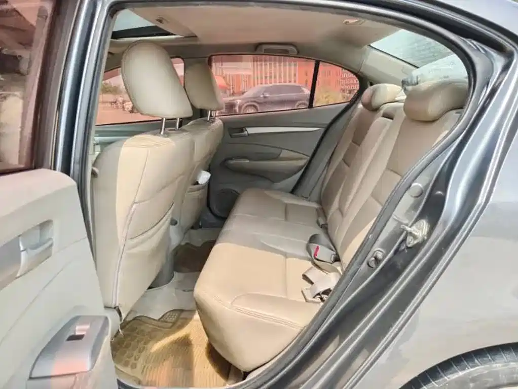Honda City Classic — миниатюра 6