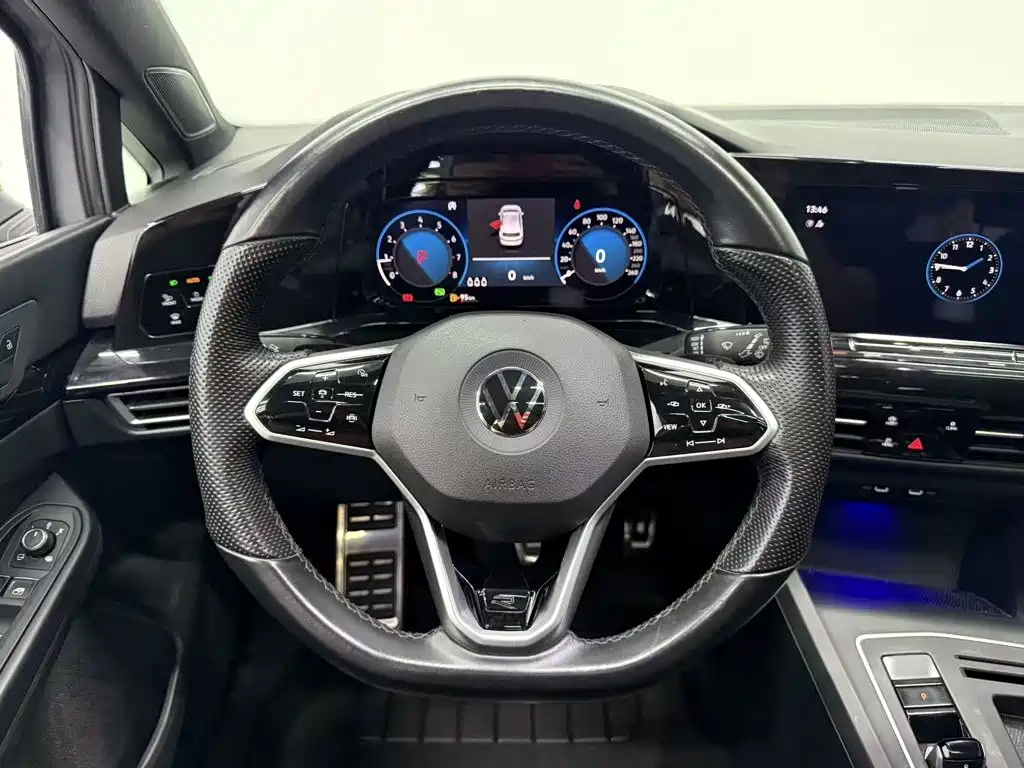 Volkswagen Golf — миниатюра 11