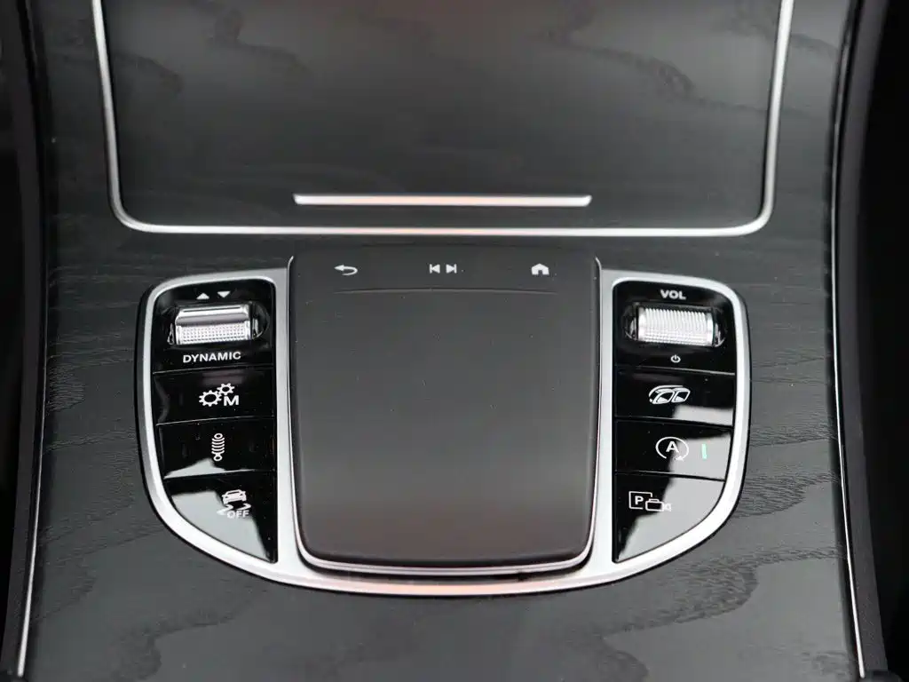 Mercedes-Benz GLC AMG — миниатюра 21