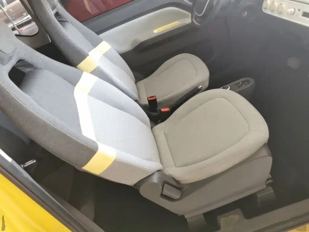 Wuling MINIEV — миниатюра 25