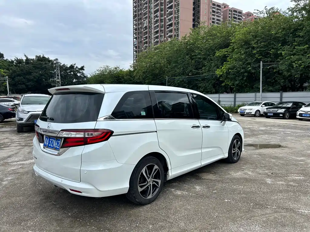 Honda Odyssey — миниатюра 7