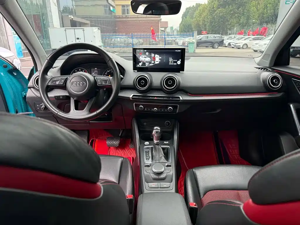 Audi Q2L — миниатюра 3