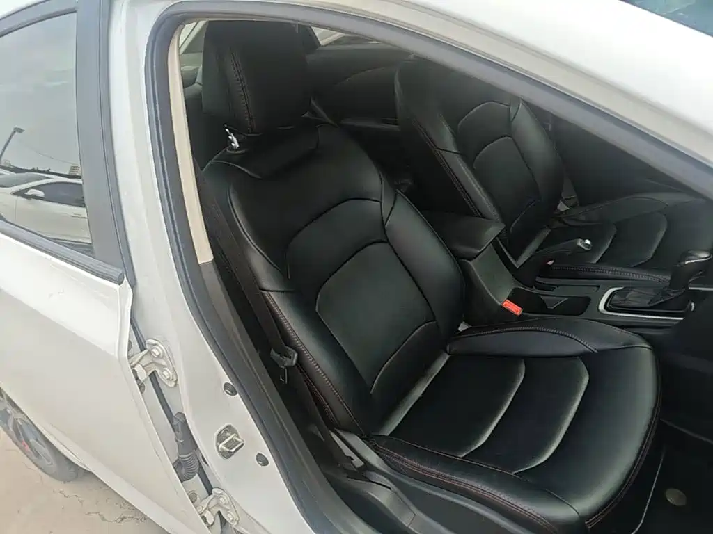 Chevrolet Monza — миниатюра 25