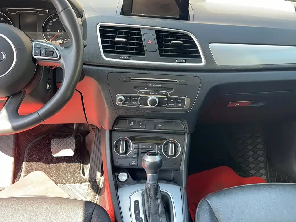 Audi Q3 — миниатюра 8