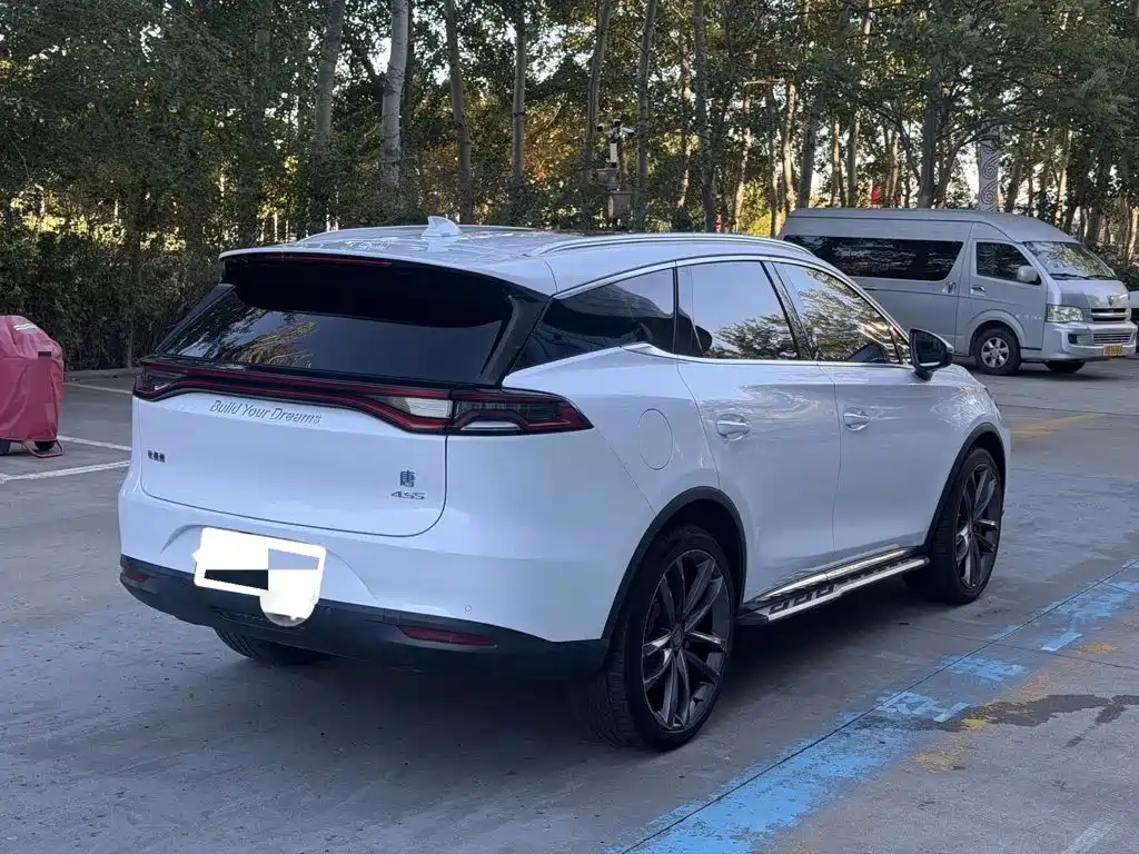 BYD Tang New Energy — миниатюра 4