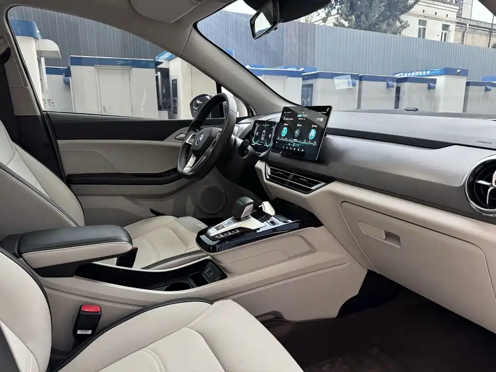 BYD Yuan Pro — миниатюра 10