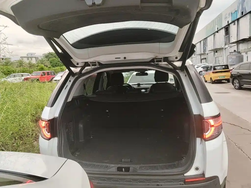 Land Rover Discovery Sport — миниатюра 15