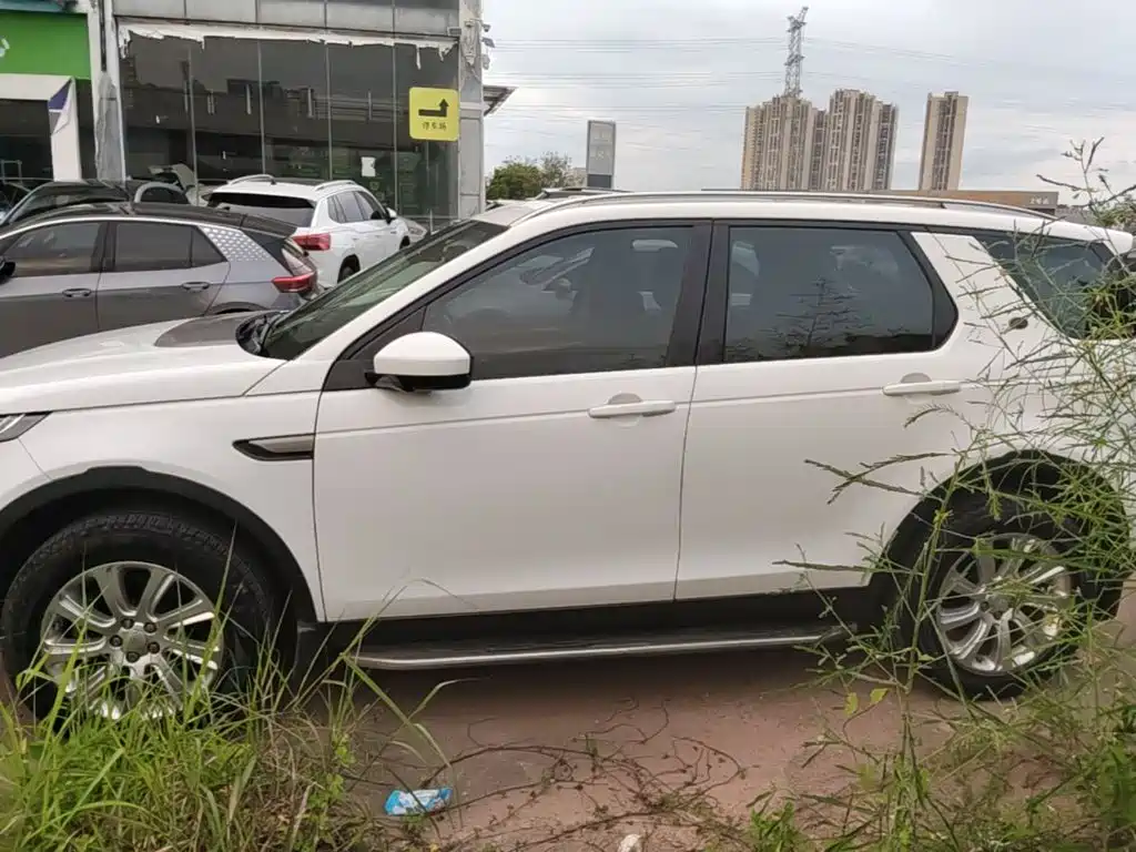 Land Rover Discovery Sport — миниатюра 25