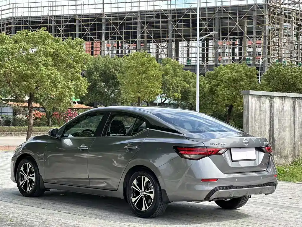 Nissan Sylphy — миниатюра 7