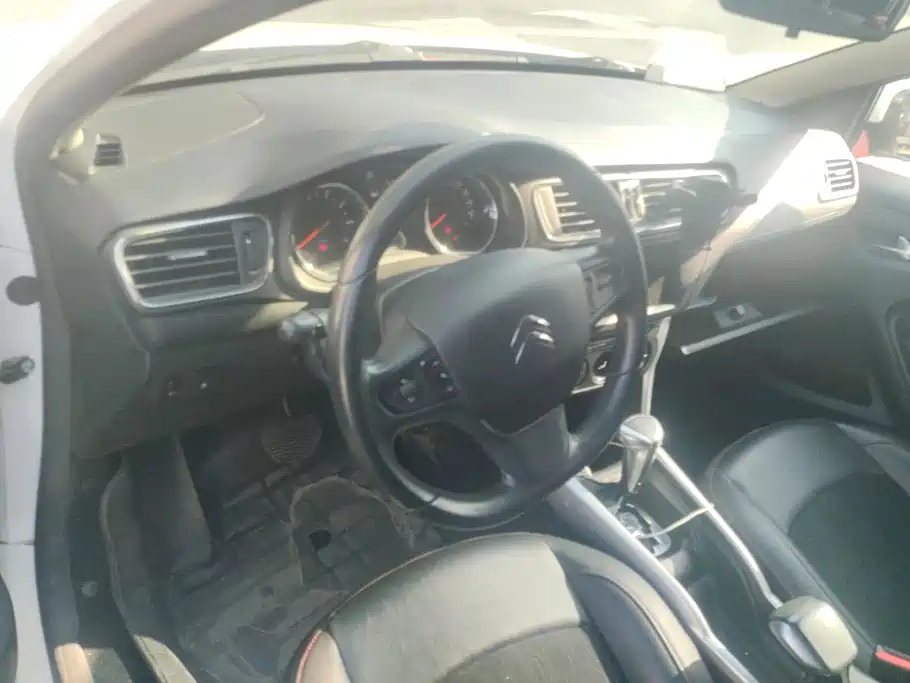 Citroen C3-XR — миниатюра 12