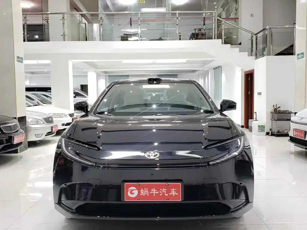 Toyota bZ5 — миниатюра 2