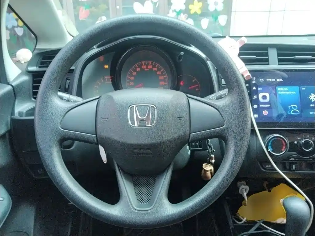 Honda Fit — миниатюра 6
