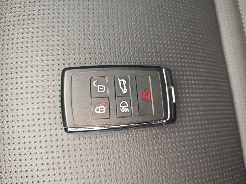 Land Rover Discovery Sport — миниатюра 9