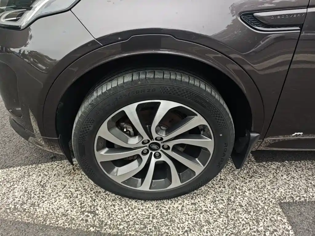 Land Rover Discovery Sport — миниатюра 23