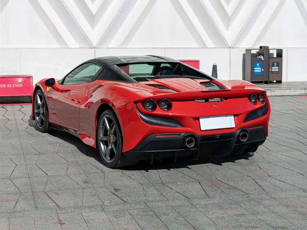 Ferrari F8 2020 Spider 3.9T V8