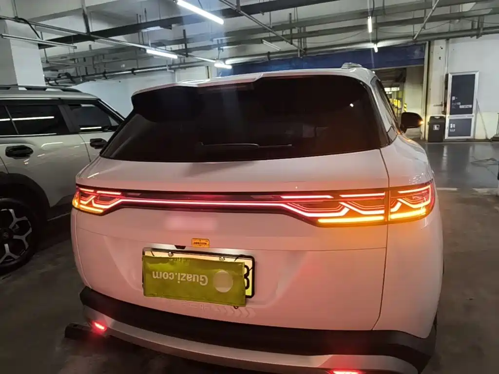 BYD L DM-i — миниатюра 6