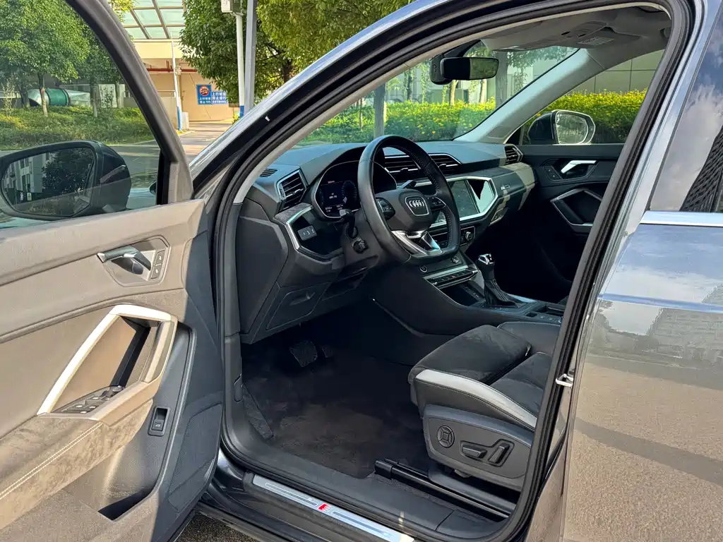 Audi Q3 — миниатюра 5