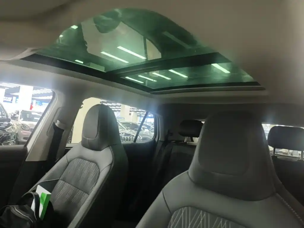 Volkswagen T-Cross — миниатюра 18