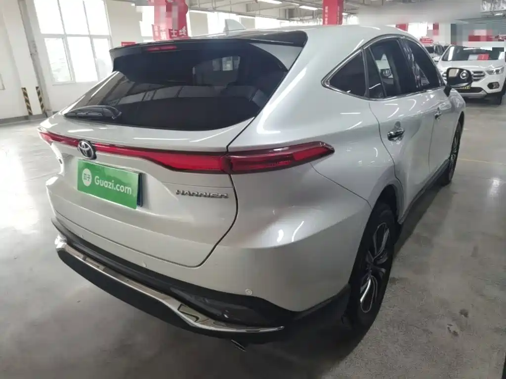 Toyota Harrier — миниатюра 7