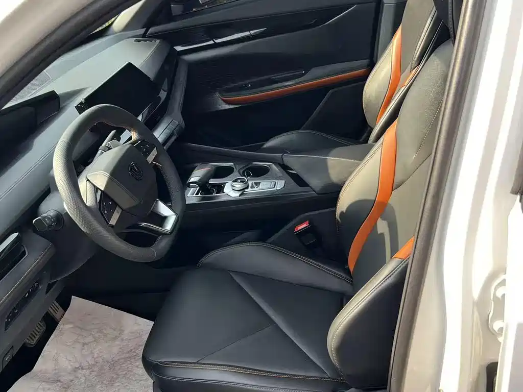 Changan UNI-V — миниатюра 7