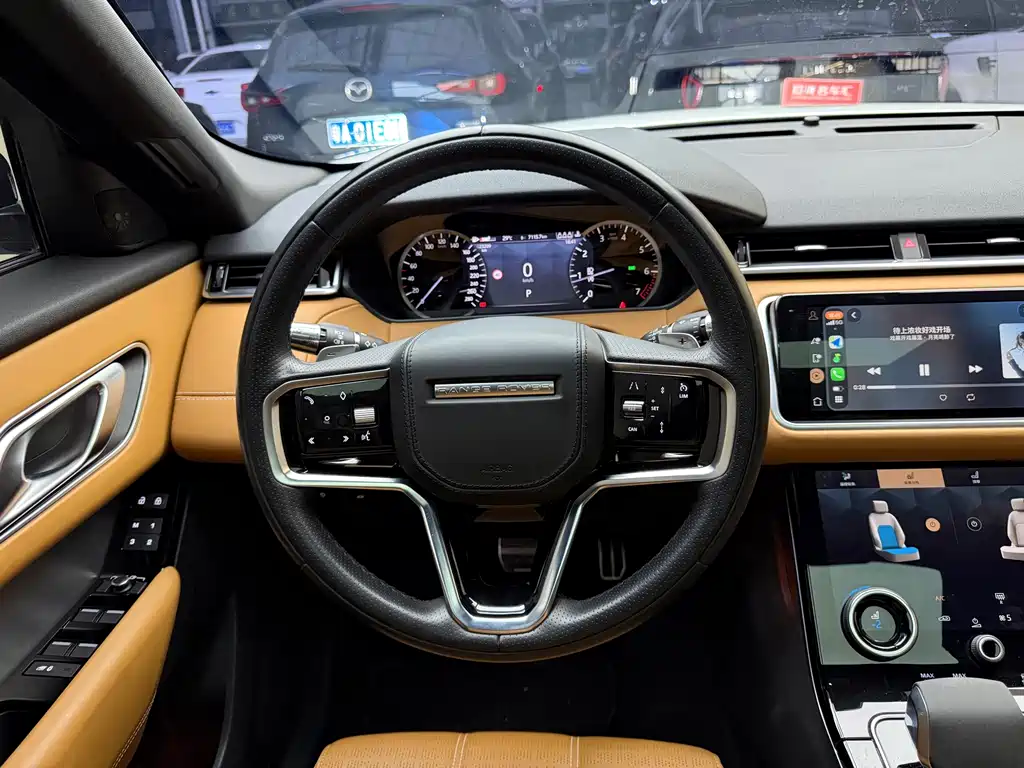 Land Rover Velar — миниатюра 14