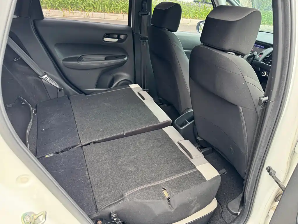Honda Fit — миниатюра 7