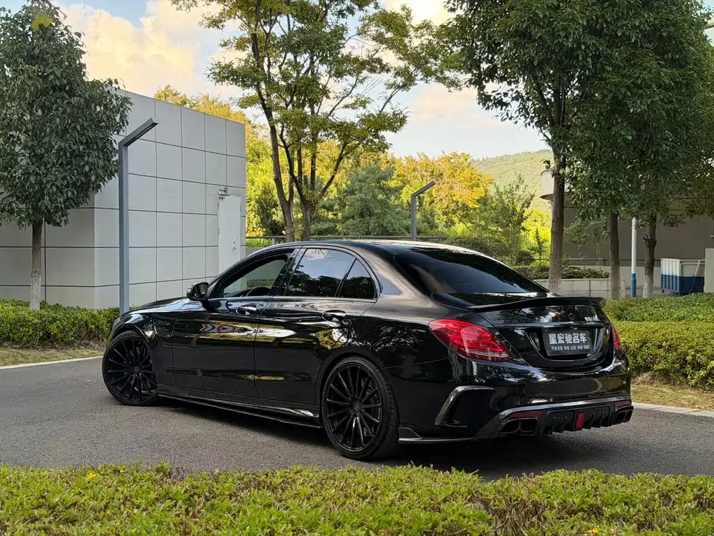 Mercedes-Benz C-Class AMG — миниатюра 8