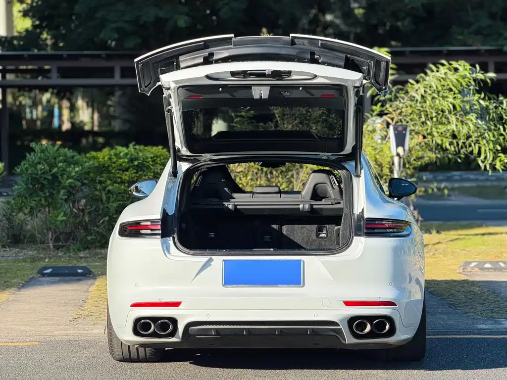 Porsche Panamera — миниатюра 16