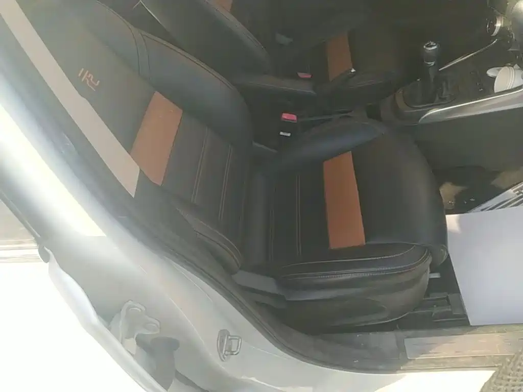 BYD Yuan — миниатюра 25